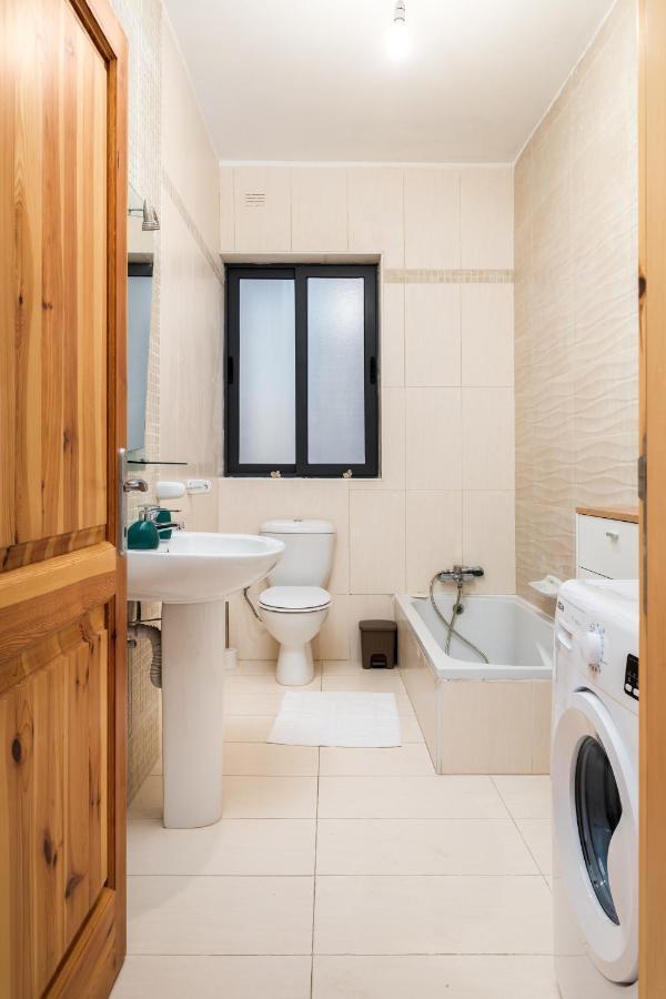 Spacious, Bright & Cosy 2 Bedroom 2 Bathroom Apartment - Msida Uni Heights Eksteriør billede